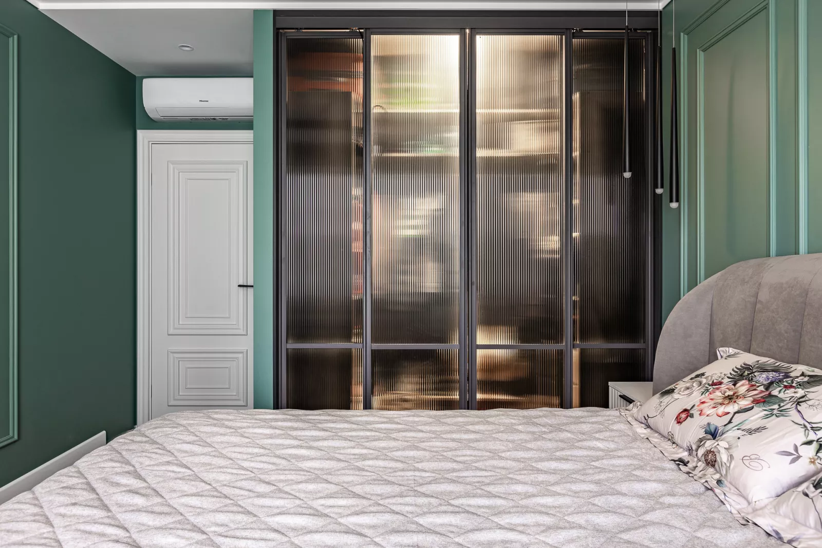 Design of an apartment of 85 m² in Moscow. LCD Luchi