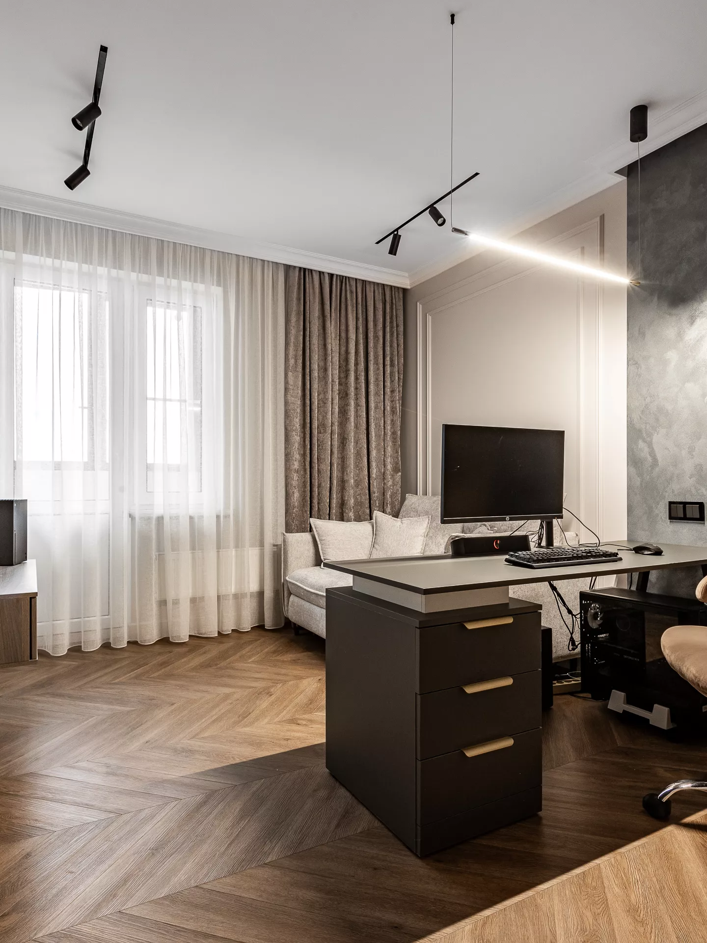 Design of an apartment of 85 m² in Moscow. LCD Luchi