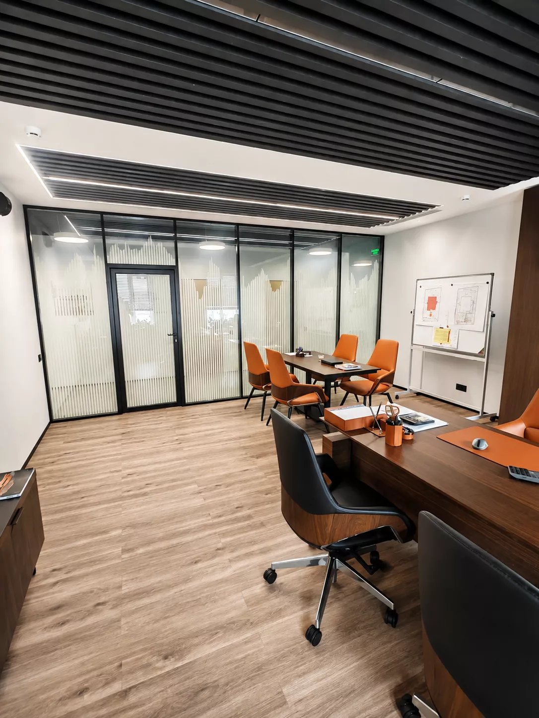 Office design 300 m² on Ostozhenka