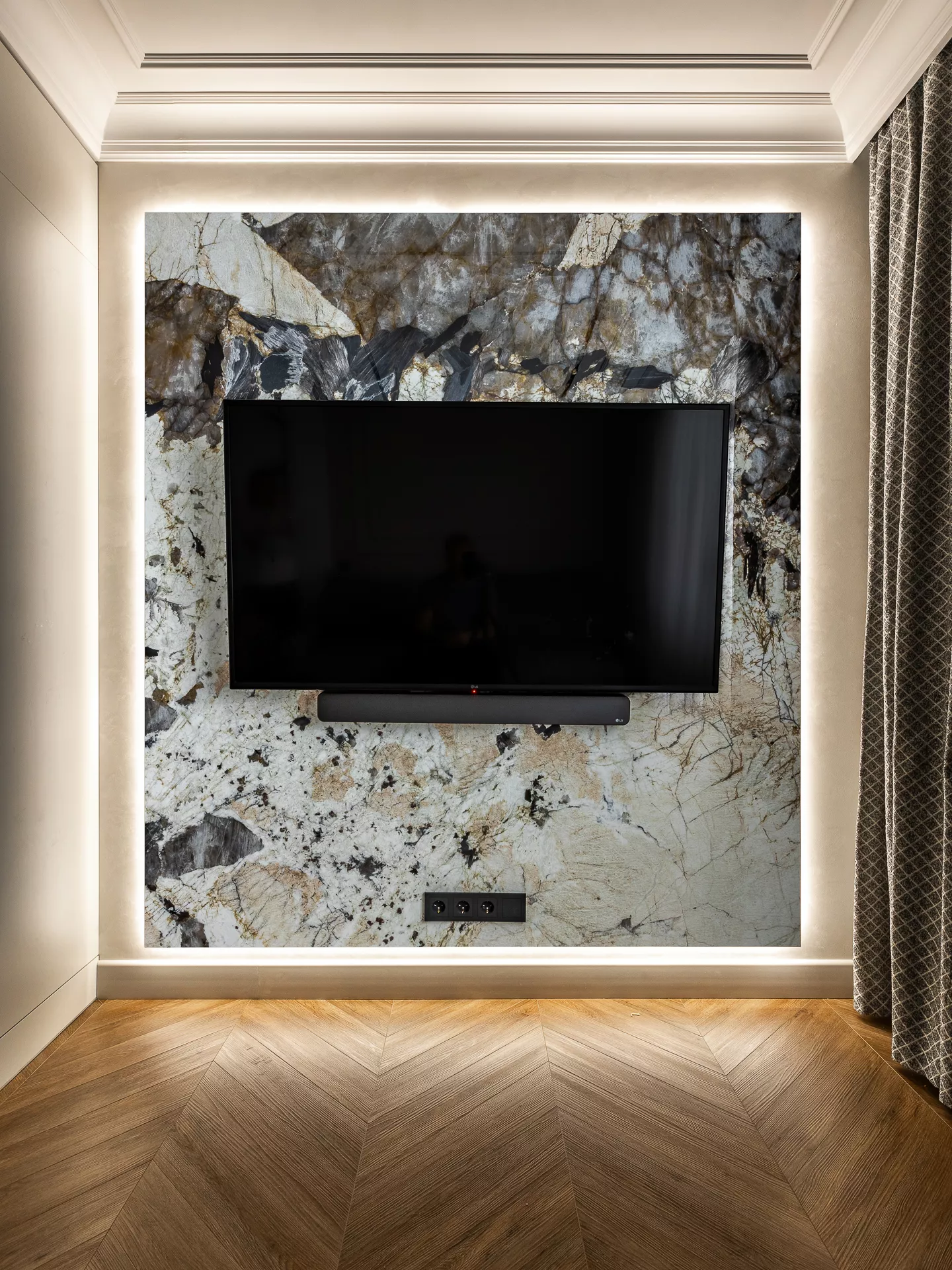 Design of an apartment of 85 m² in Moscow. LCD Luchi