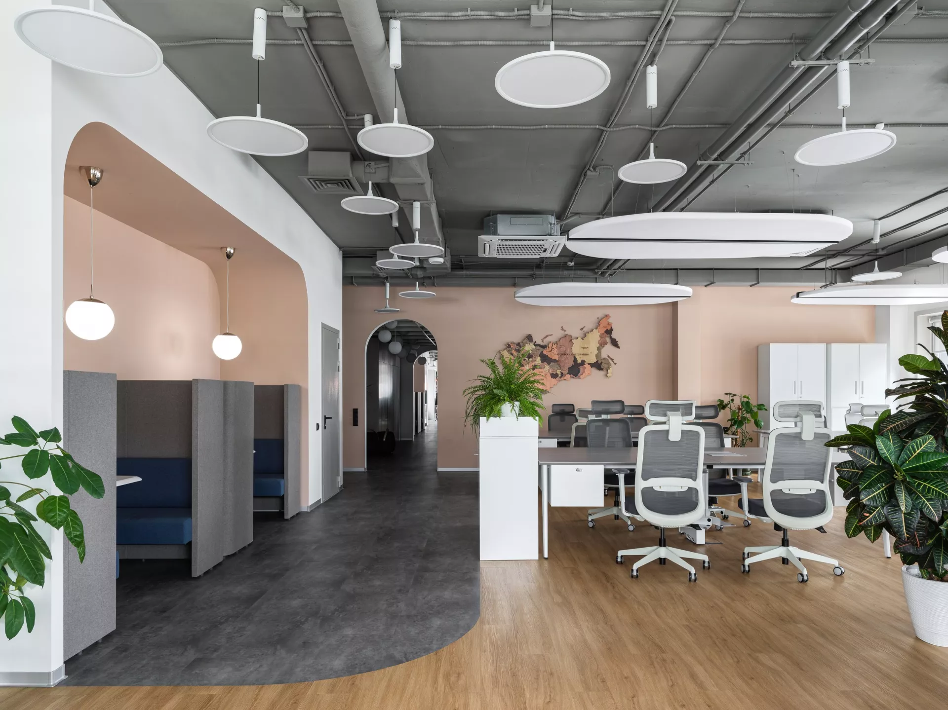 Дизайн офиса 460 м² для компании Indefiny