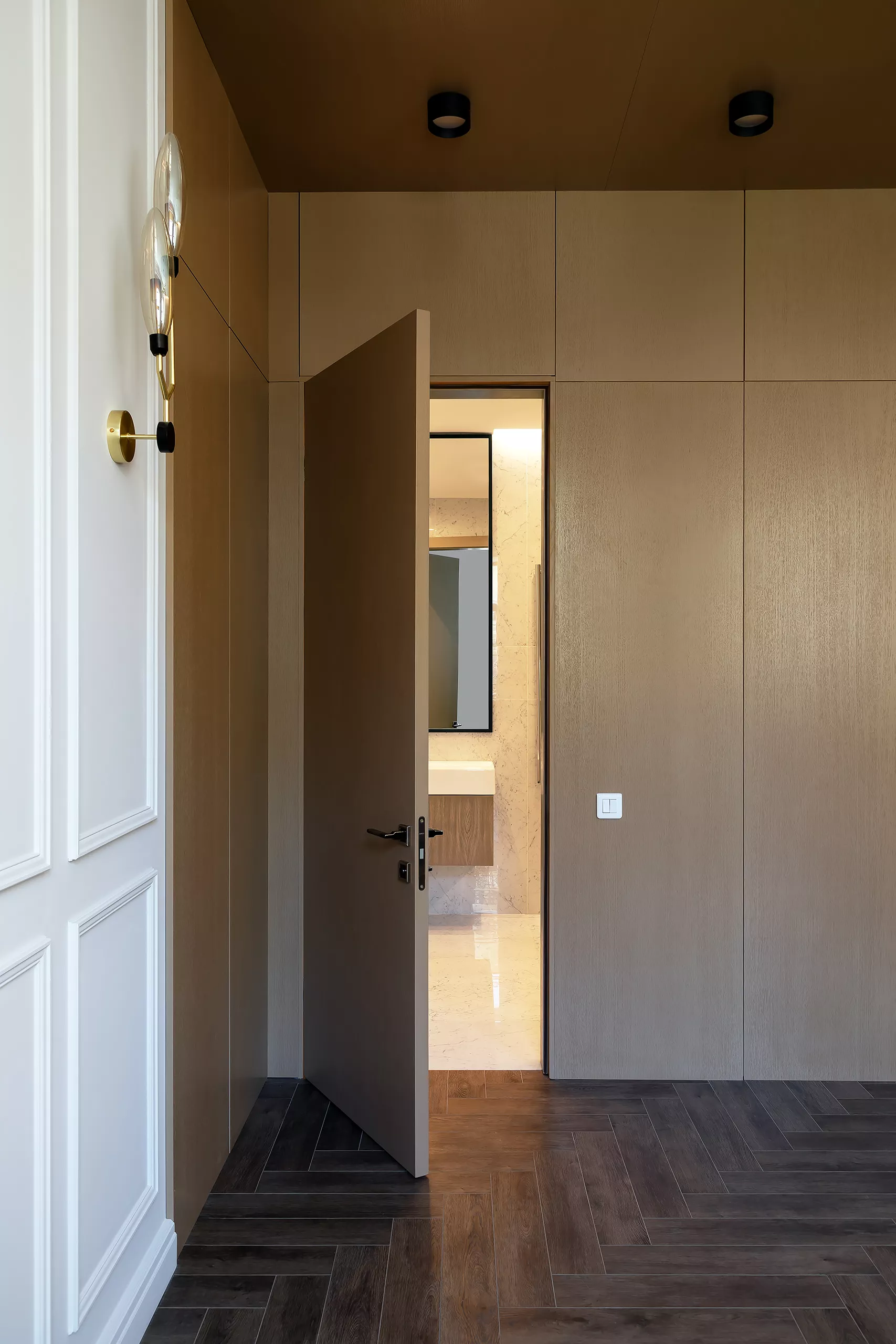 Дизайн офиса в историческом здание 200 м²