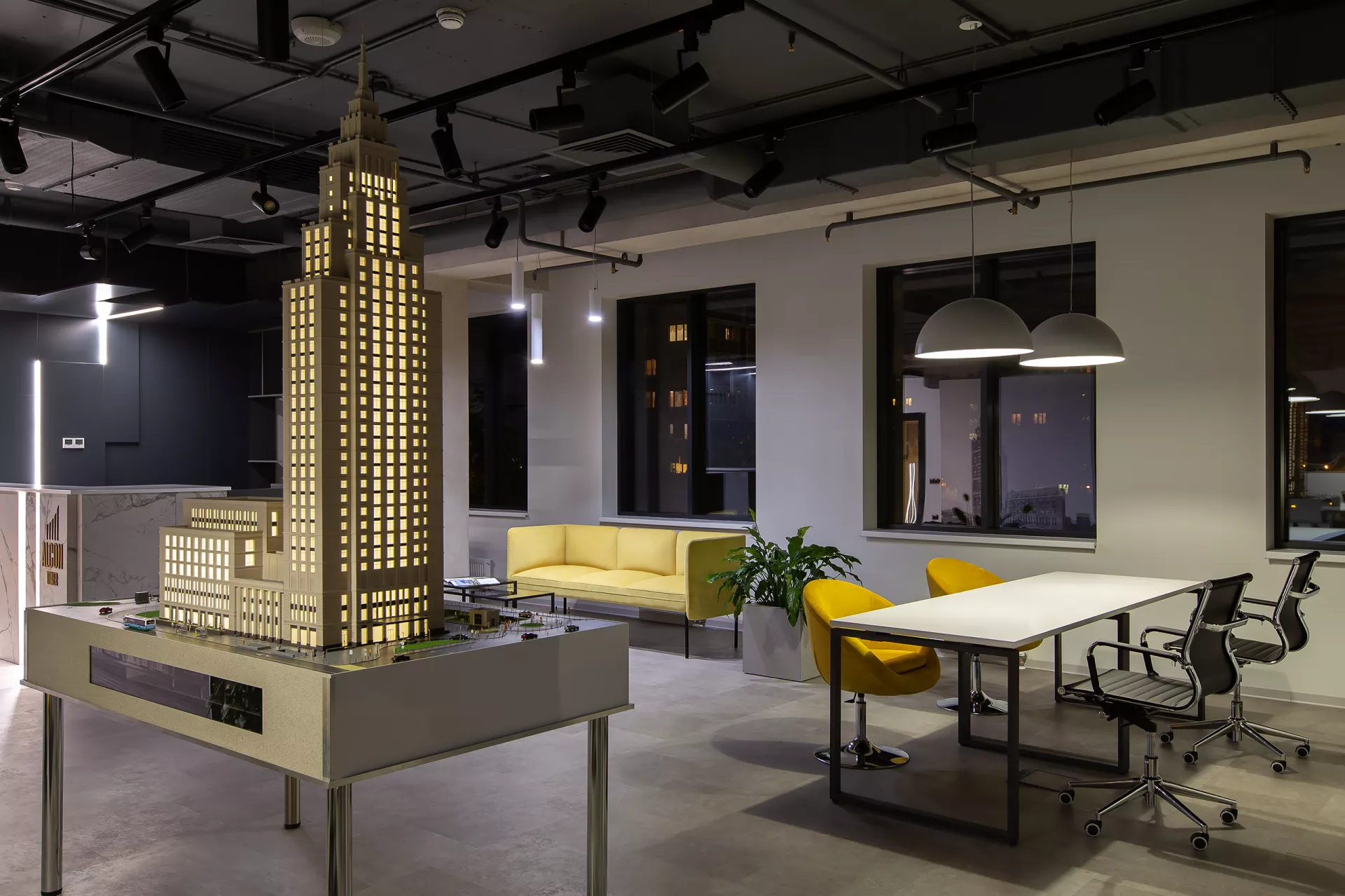 Sales Office Interior Design 240 m² — Alcon Tower — Open Space