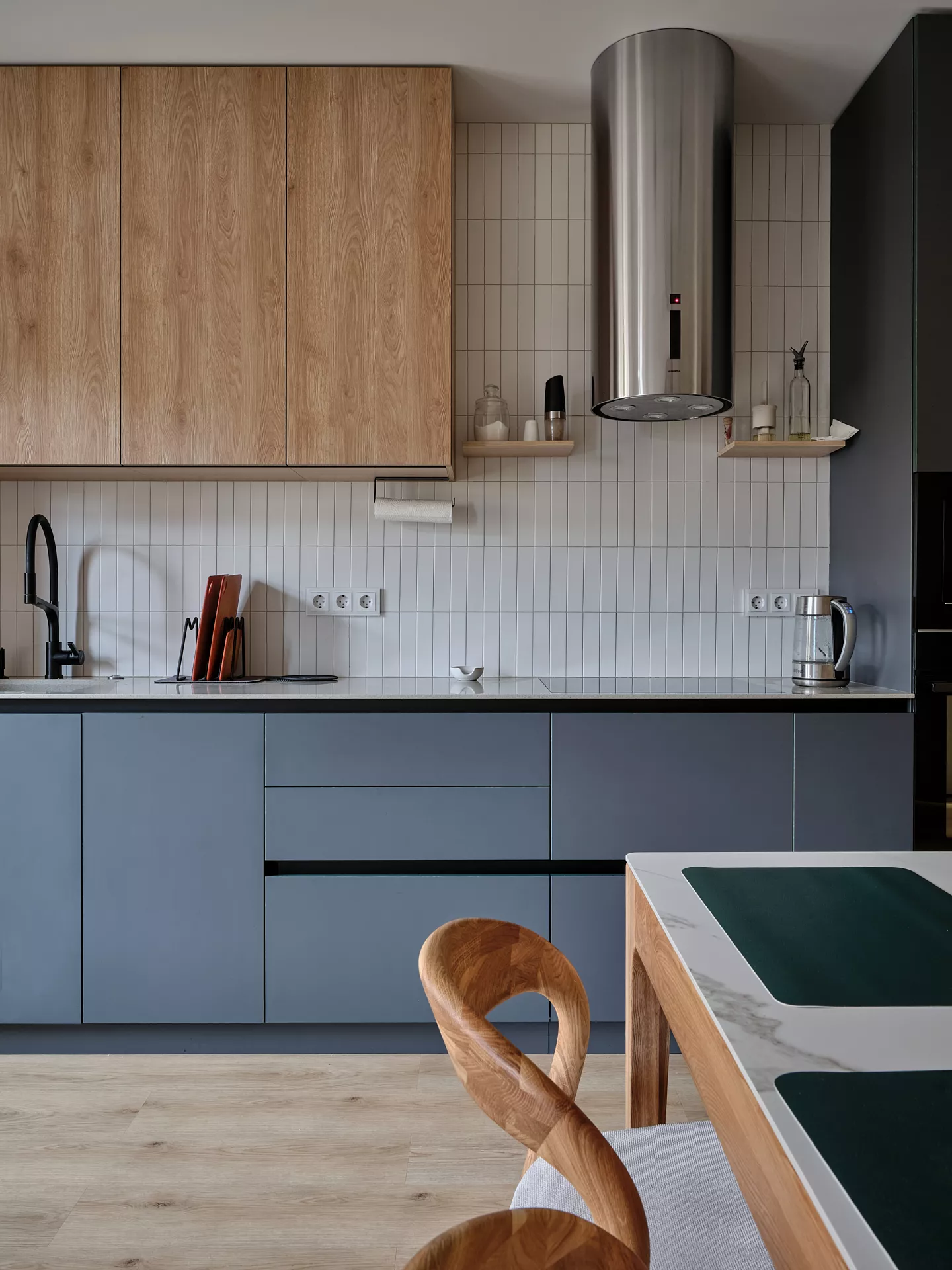 Apartment design project 73 m² — RC Opalikha — Kitchen-living