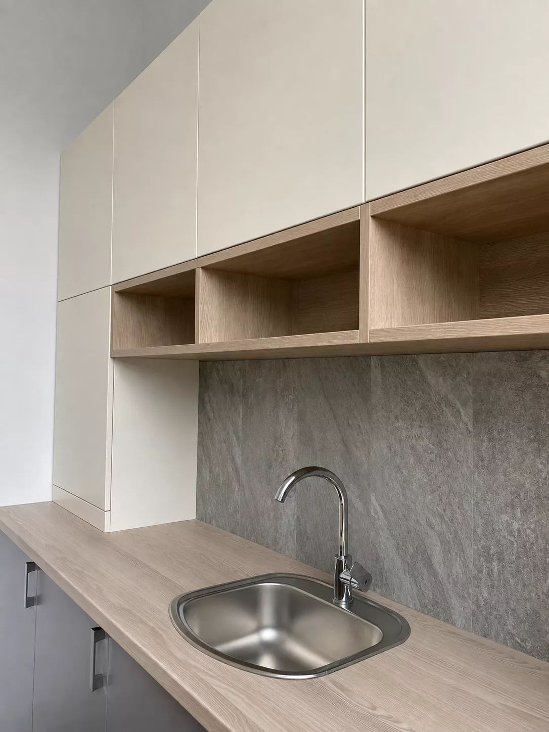 Дизайн кабинета директора государственной компании МИНТРАНС 130 м².