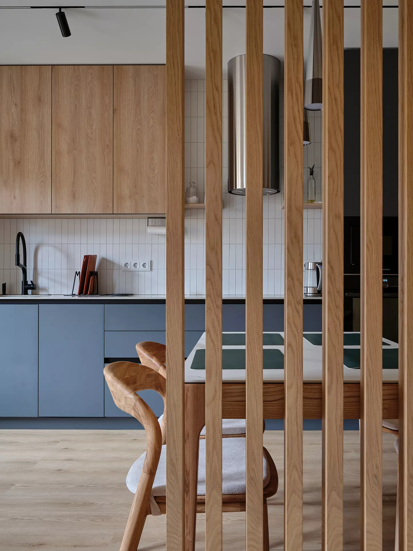 Apartment design project 73 m² — RC Opalikha — Kitchen-living