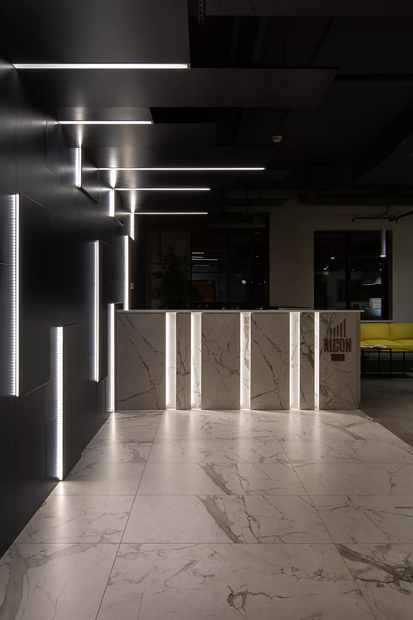 Sales Office Interior Design 240 m² — Alcon Tower — Open Space