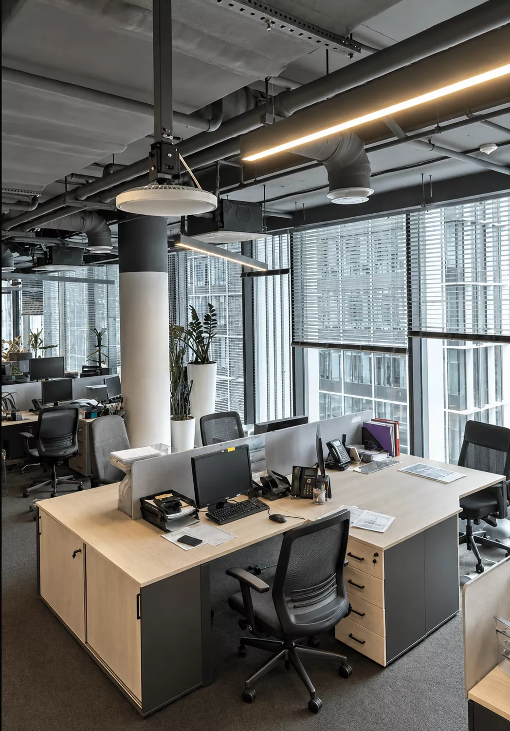Office interior design 400 m² for Comptek — Open Space