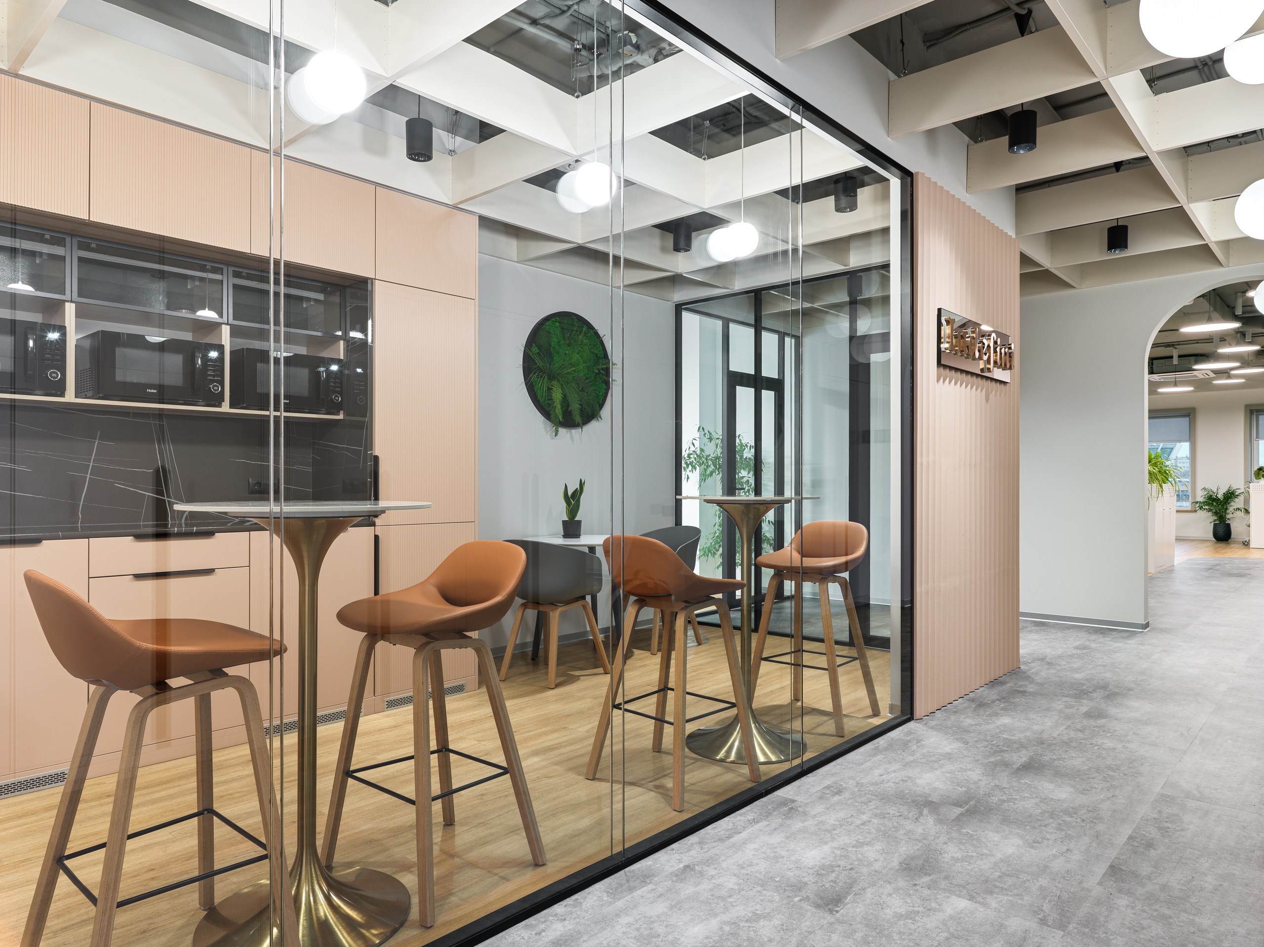 Дизайн  офиса 460м²  для компании Indefiny