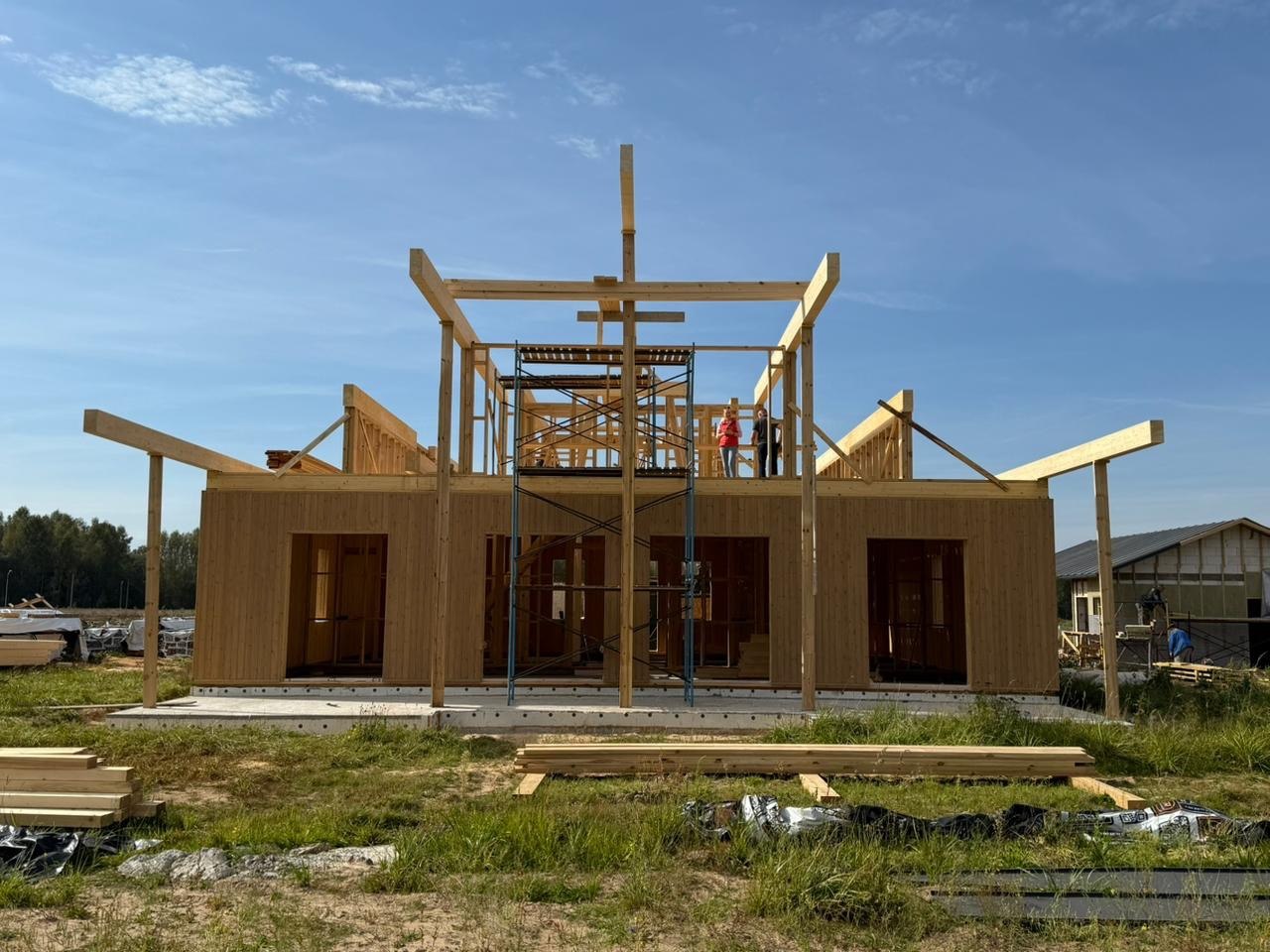 Design of the facade of a 320 m² cottage in Zavdovo