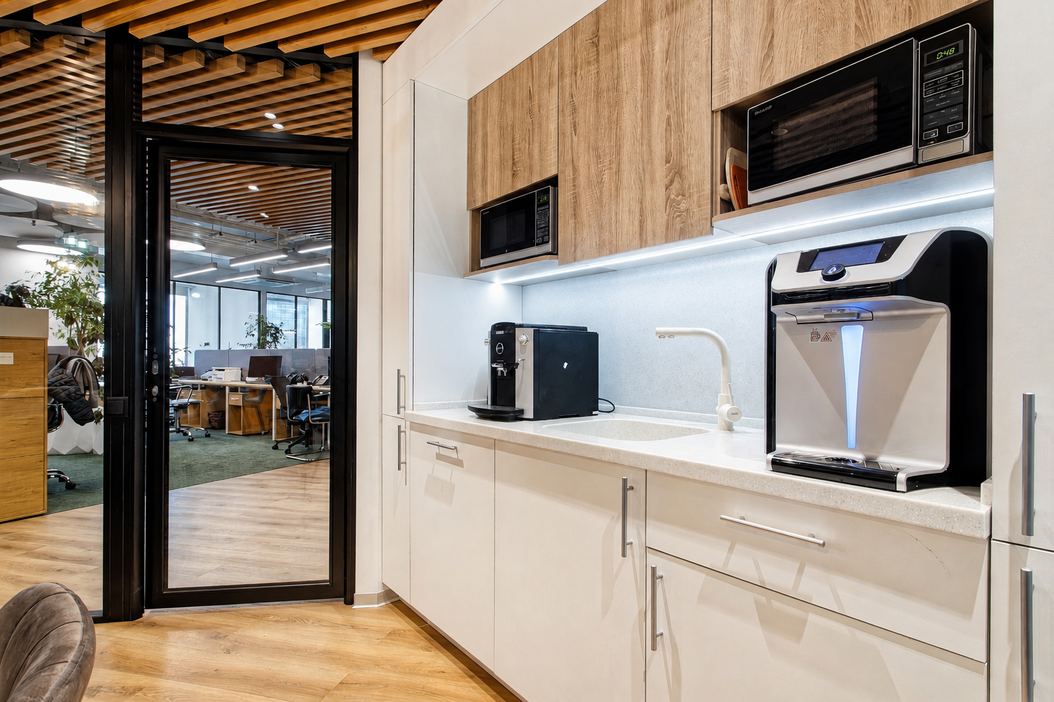 Office interior design in Bashne Federatsii 630 m² — Kitchen