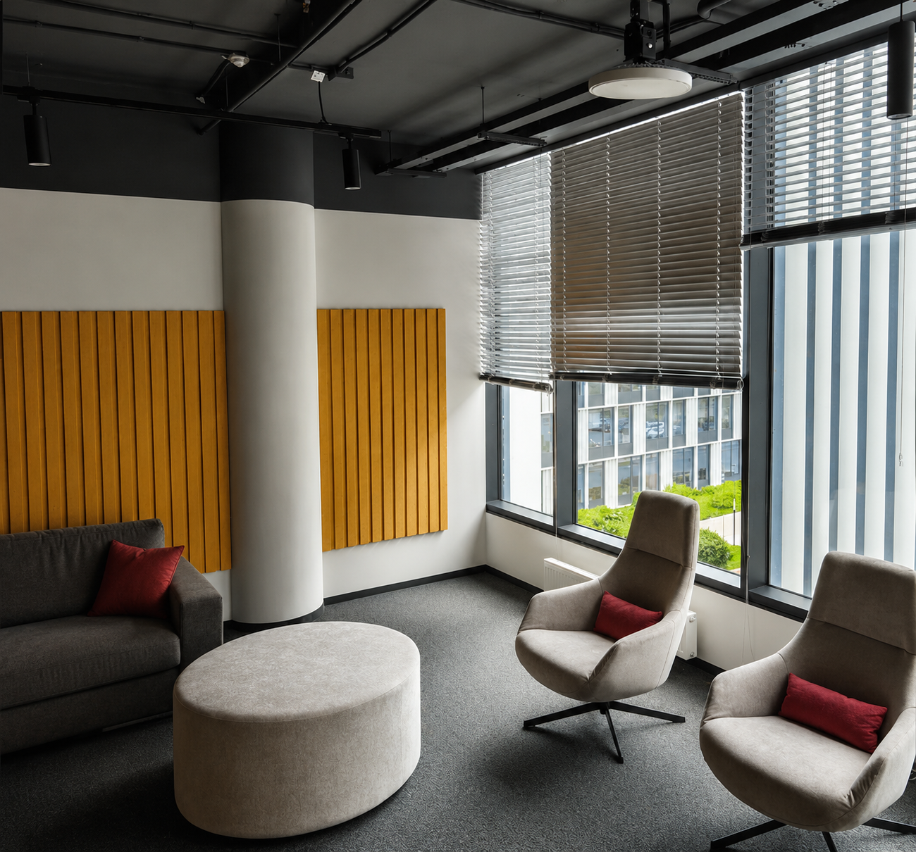 Дизайн офиса 400 м² для компании Comptek